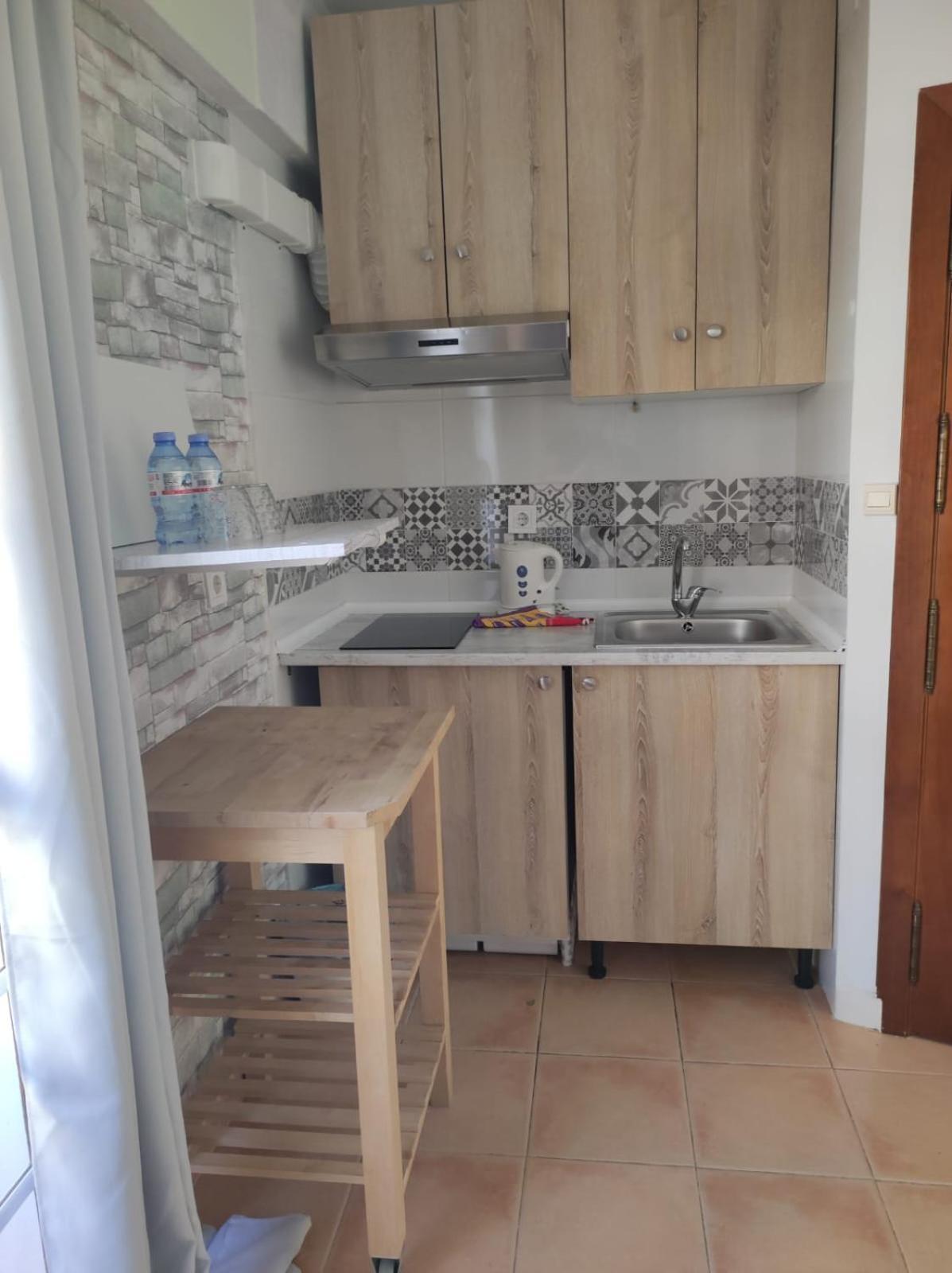 Apartamento Yash ตอร์เรโมลิโนส ภายนอก รูปภาพ